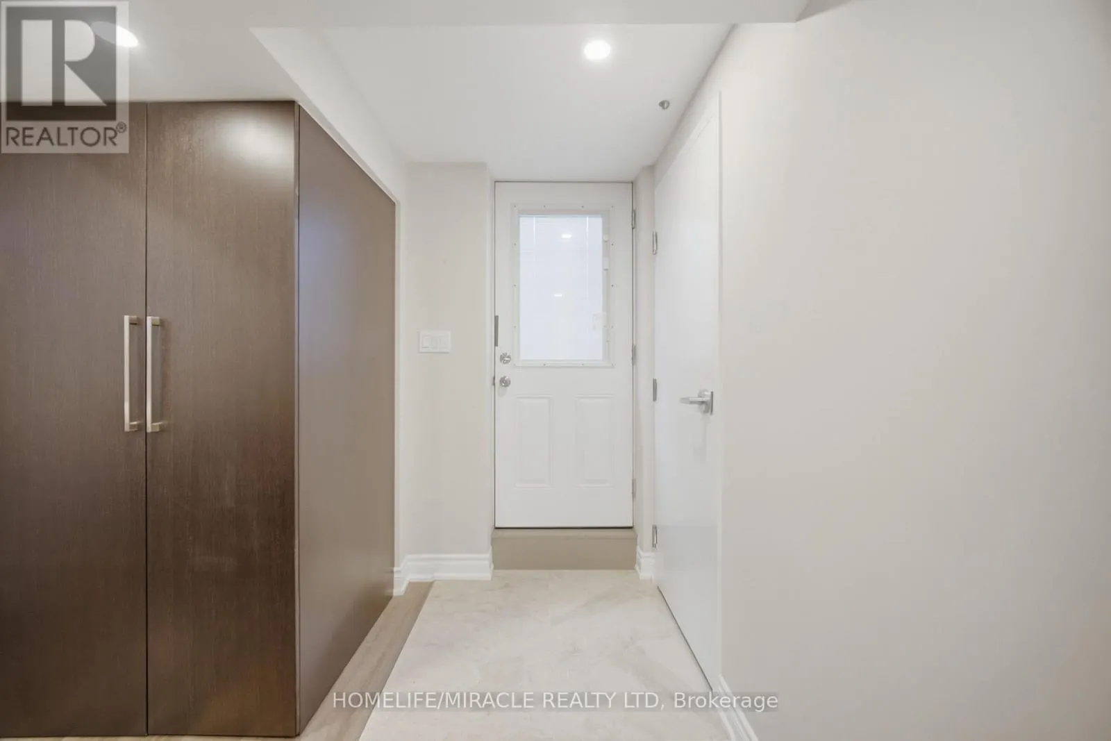 BASEMENT - 3008 BRITANNIA ROAD W