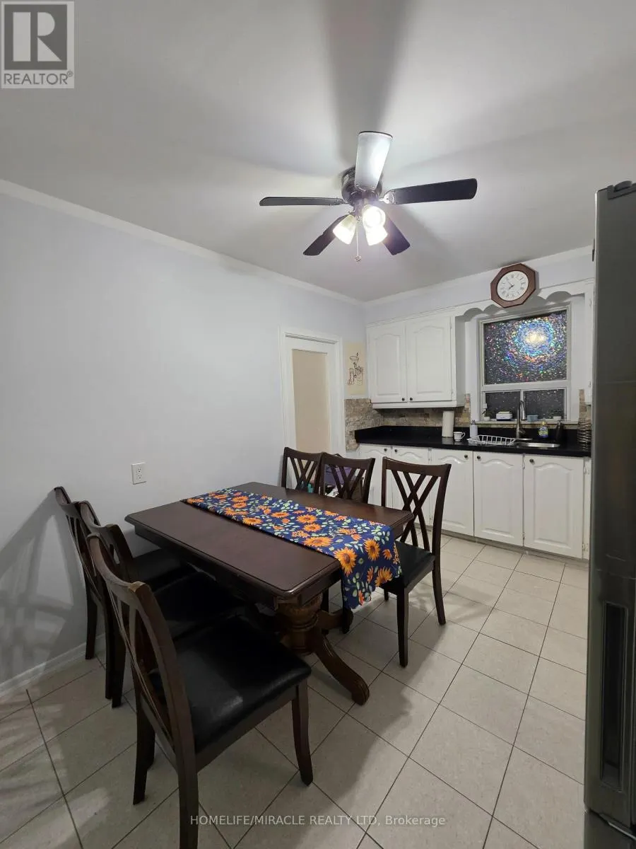 UNIT # 2 - 230 BICKNELL AVENUE