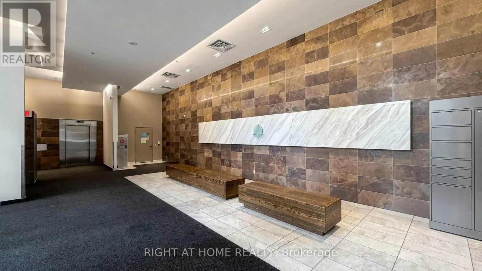 1016 - 20 JOE SHUSTER WAY