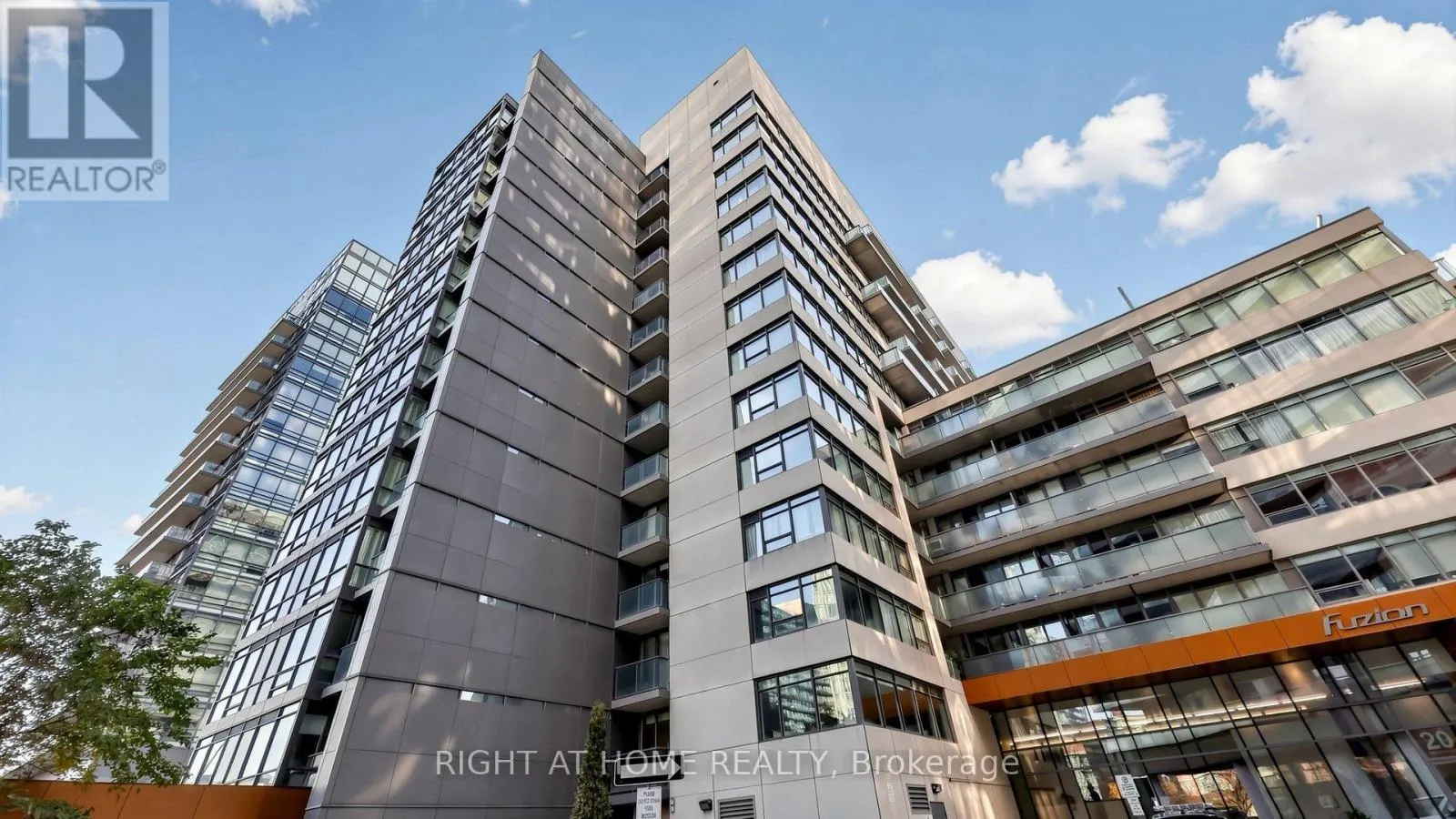 1016 - 20 JOE SHUSTER WAY