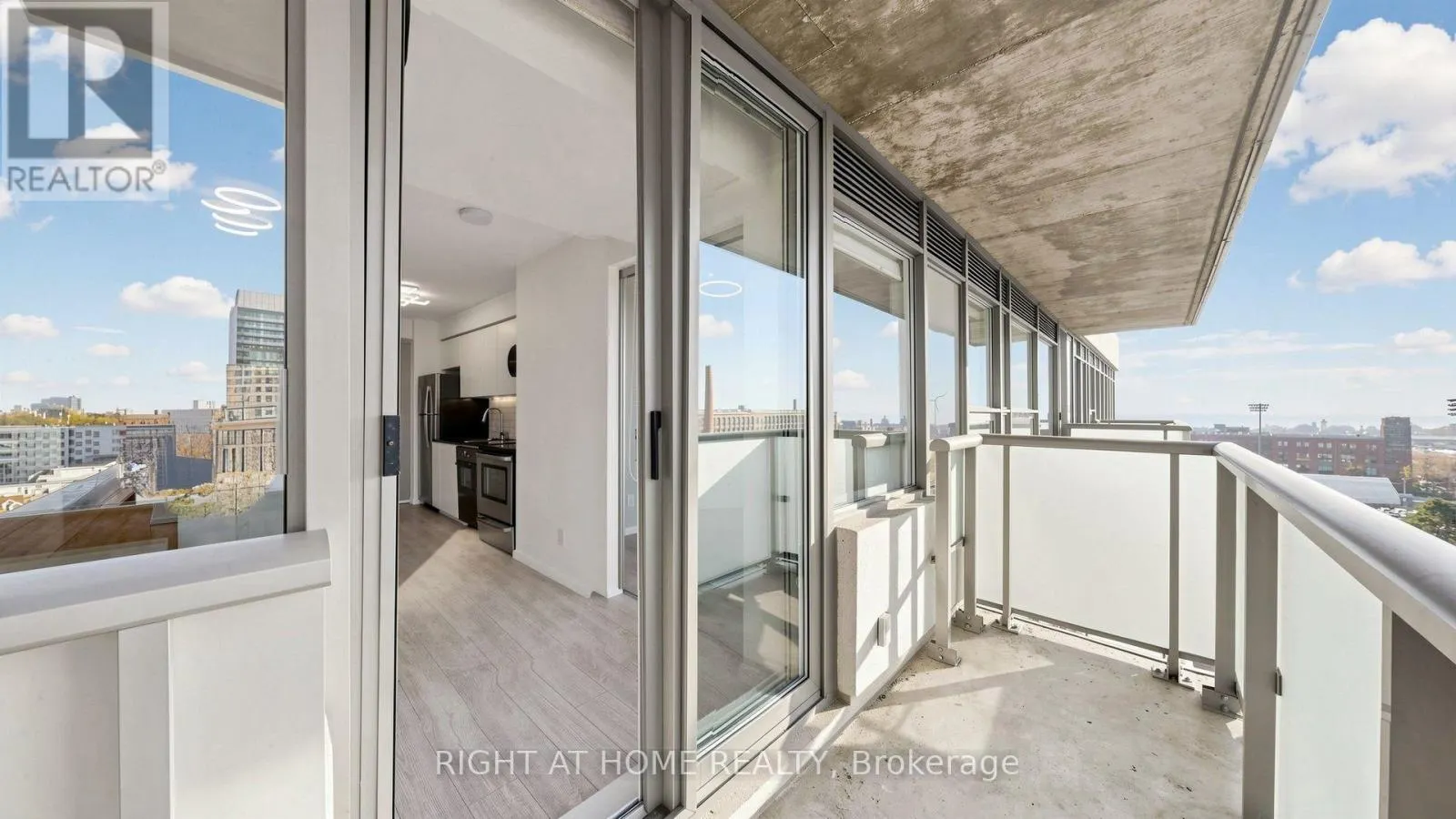 1016 - 20 JOE SHUSTER WAY