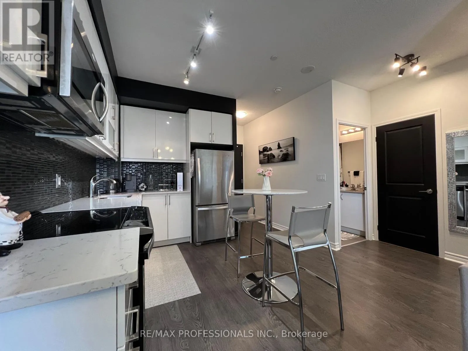 1508 - 39 ANNIE CRAIG DRIVE