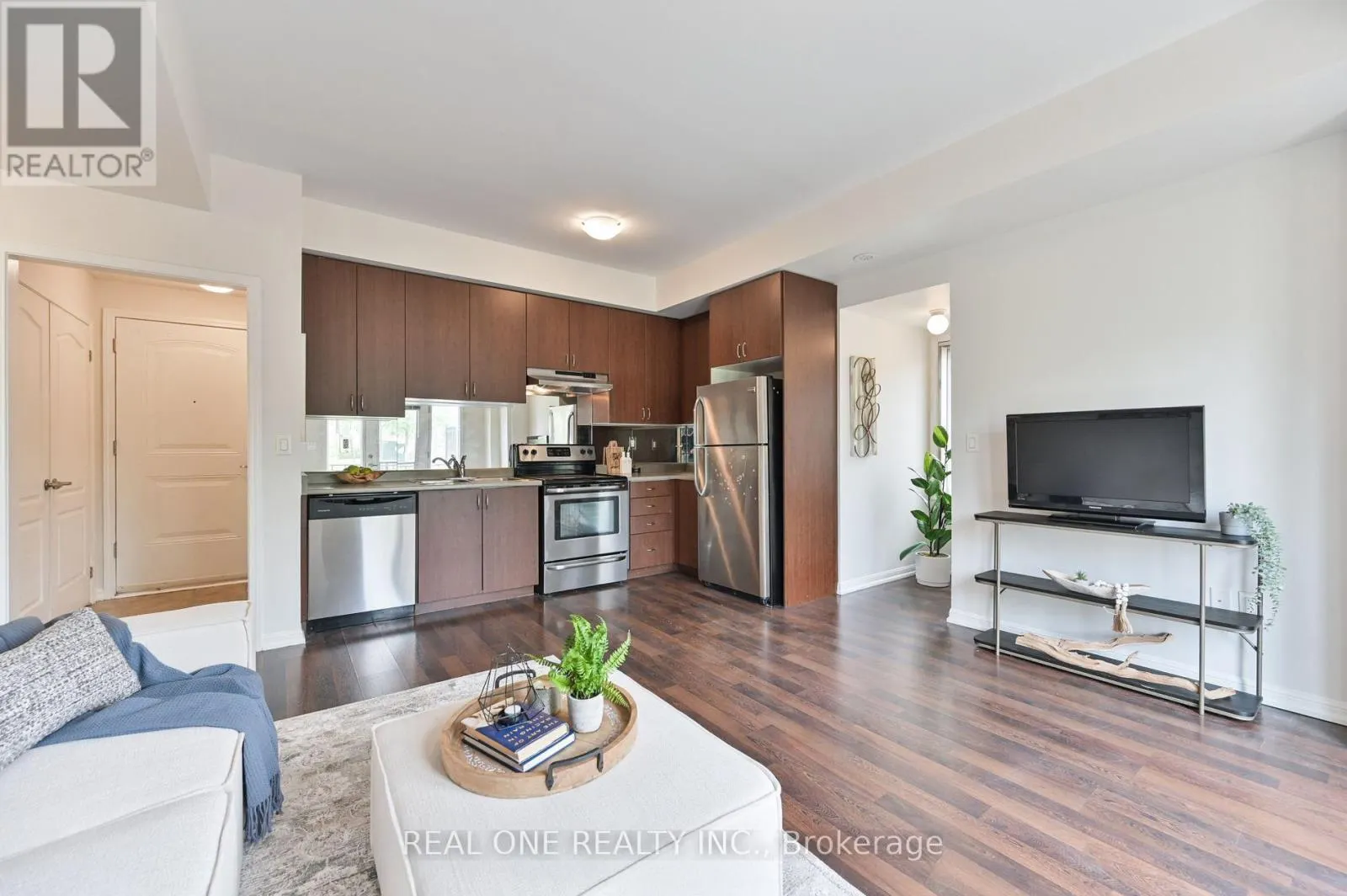 16 - 3115 BOXFORD CRESCENT