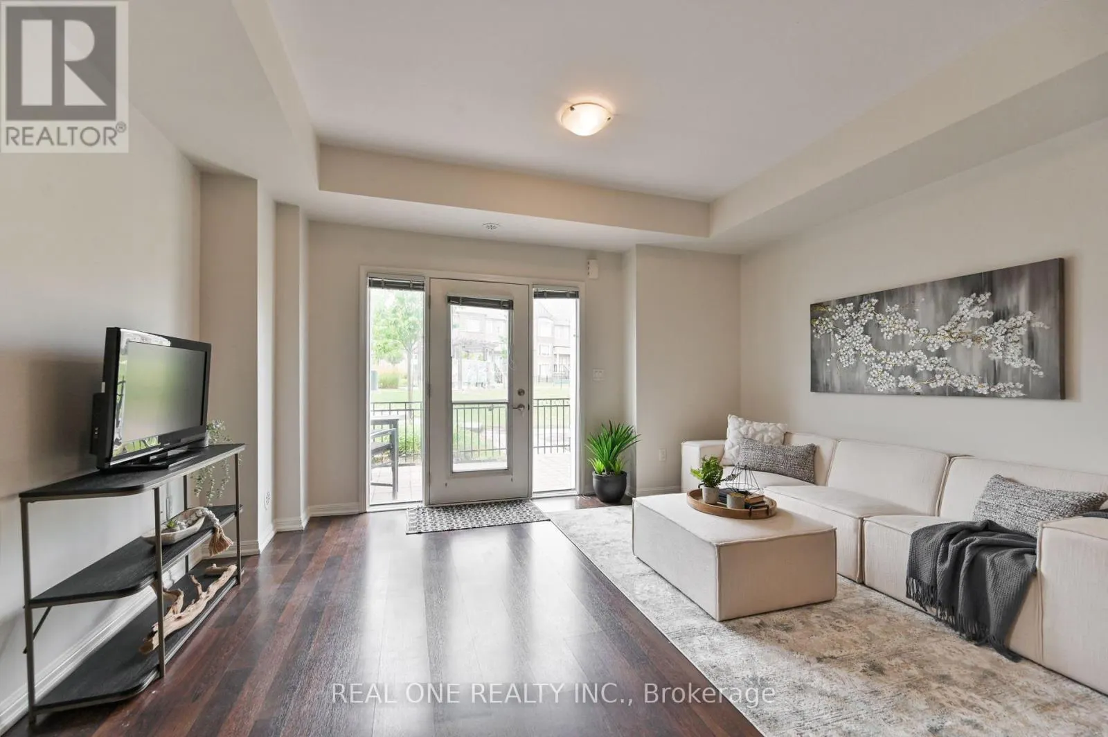 16 - 3115 BOXFORD CRESCENT