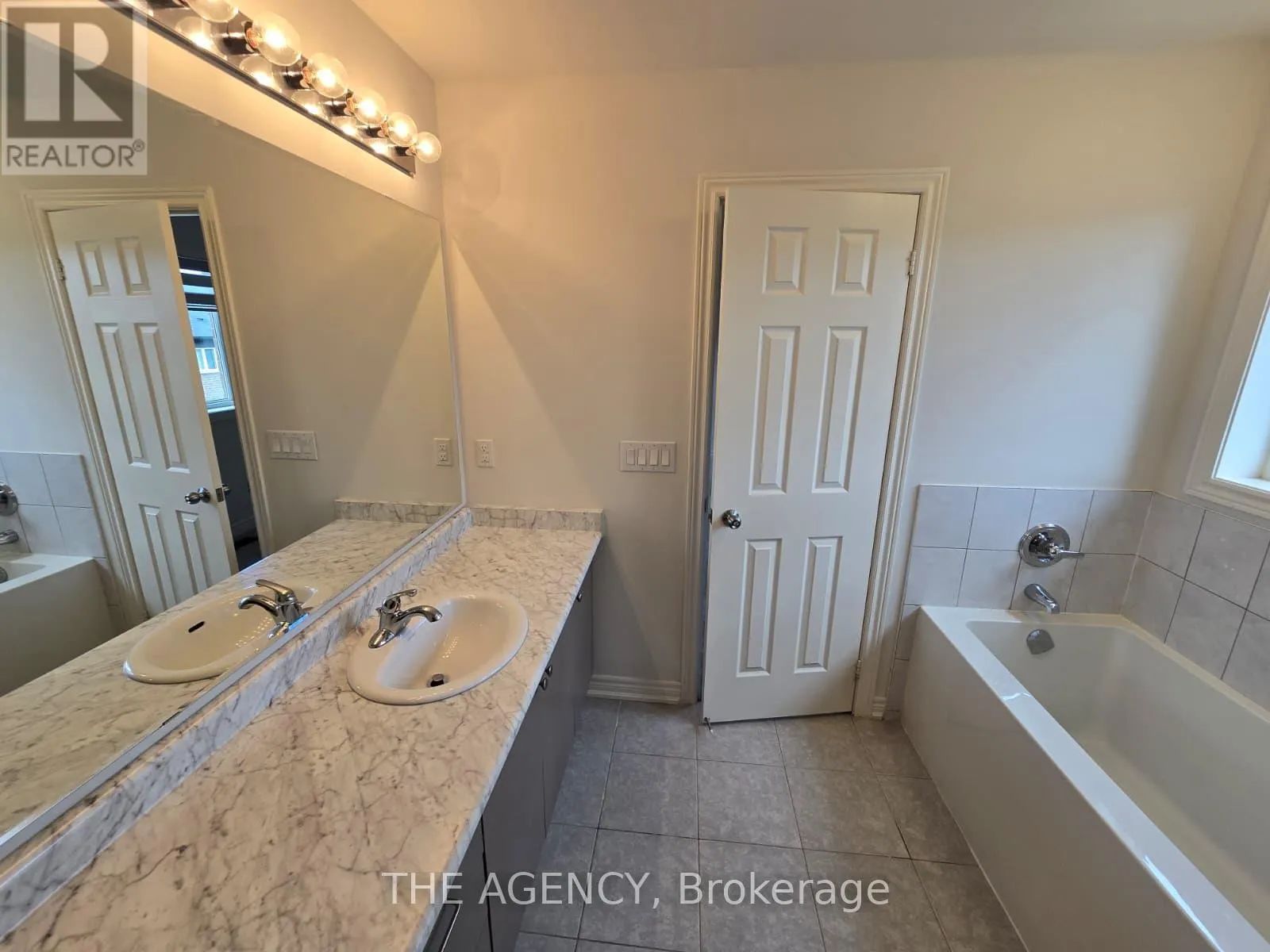 119 HOLBROOK COURT