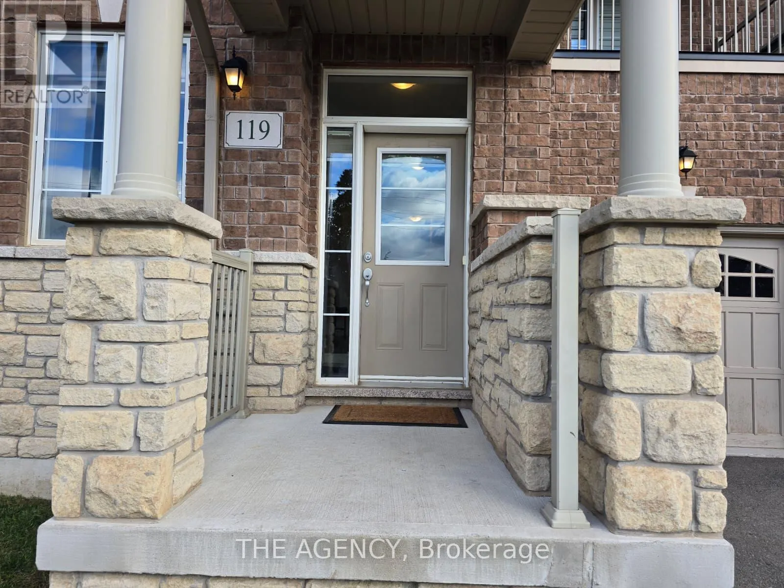119 HOLBROOK COURT