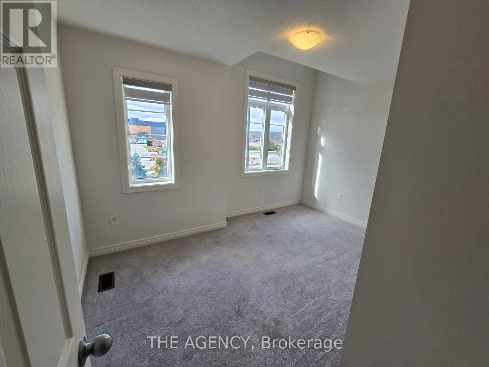119 HOLBROOK COURT