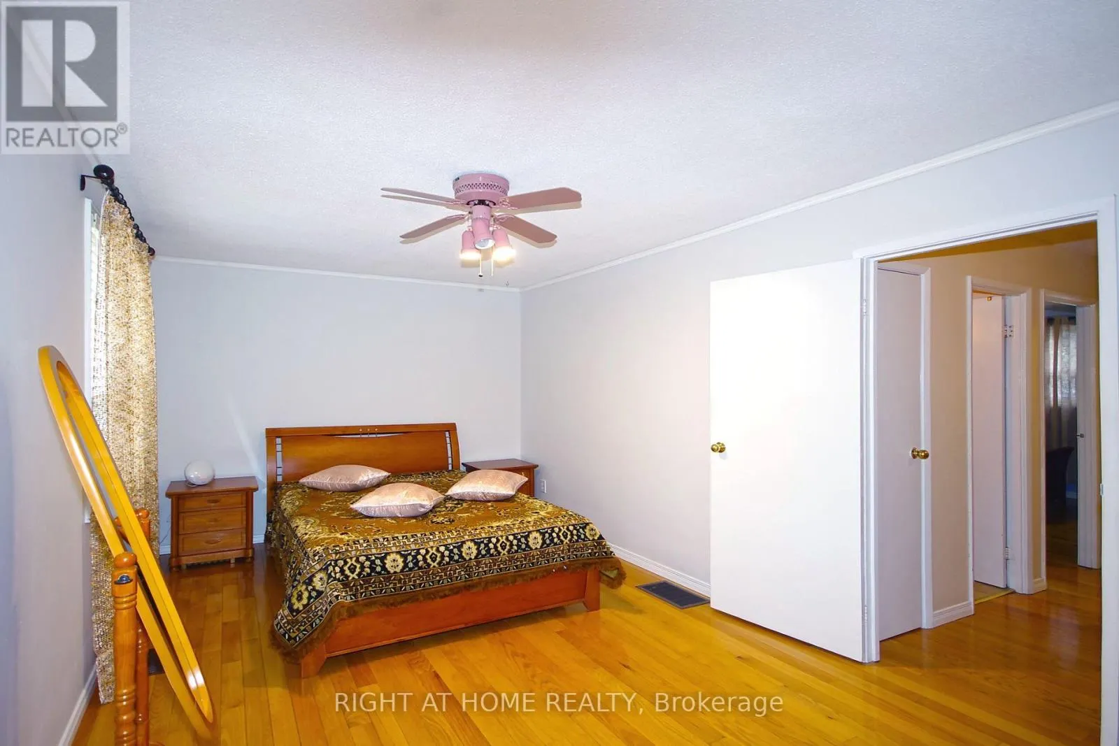 53 - 1055 SHAWNMARR ROAD