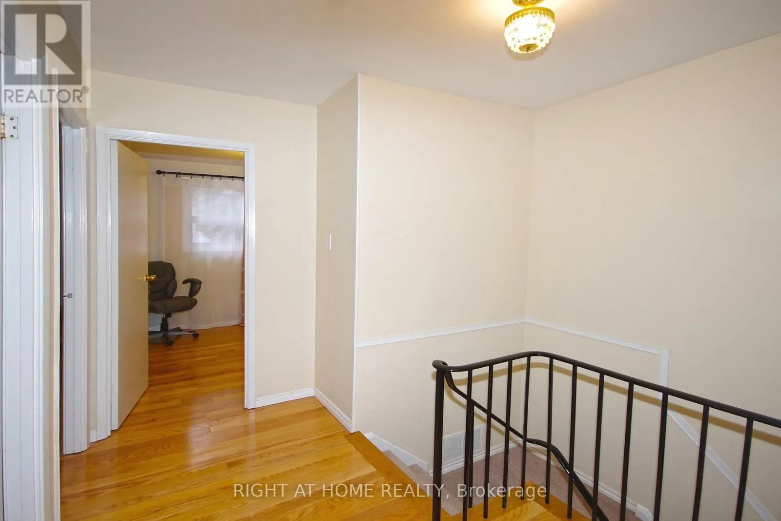 53 - 1055 SHAWNMARR ROAD