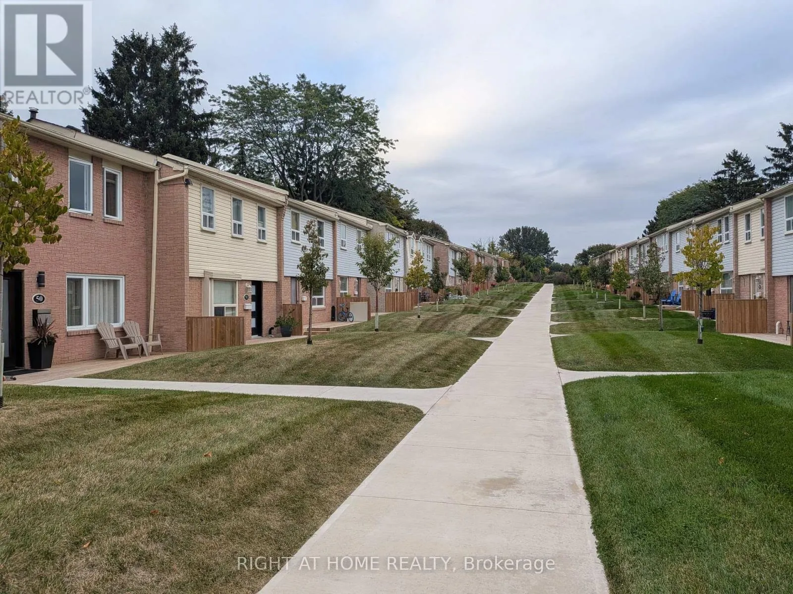 53 - 1055 SHAWNMARR ROAD