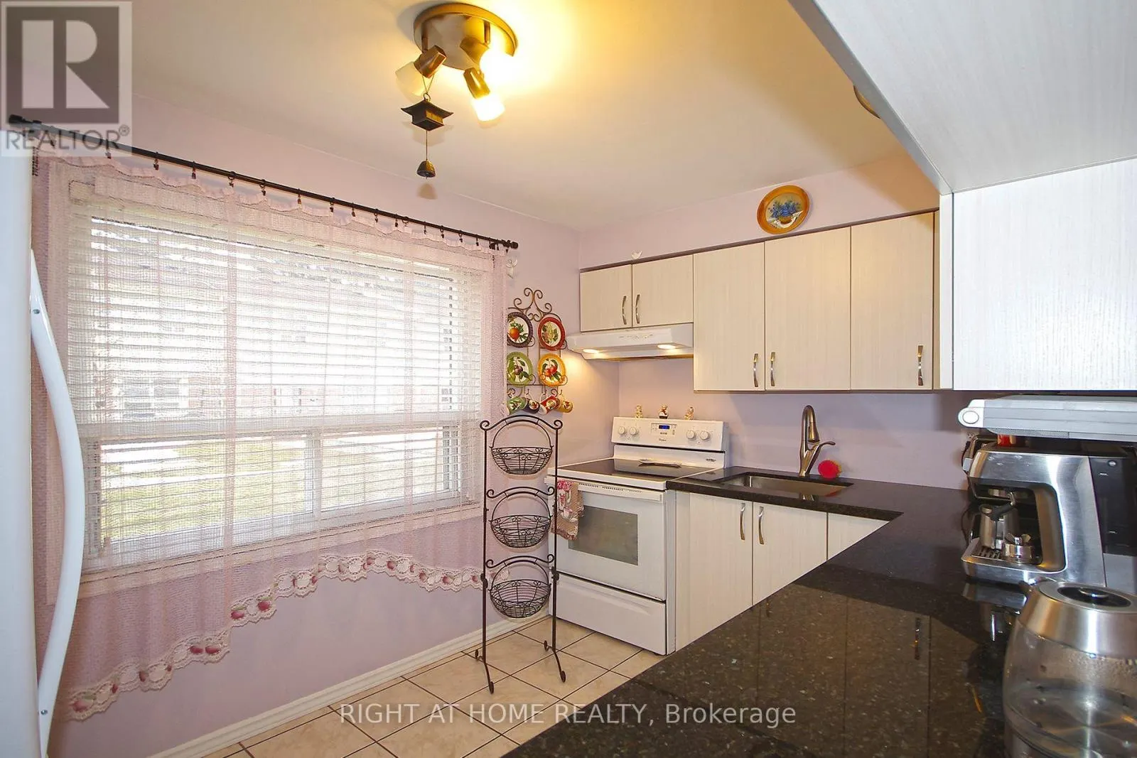 53 - 1055 SHAWNMARR ROAD