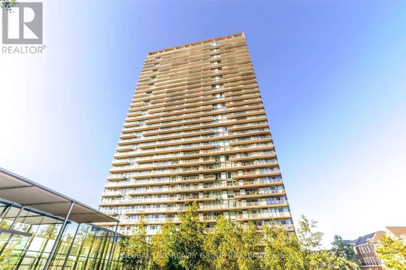 1110 - 105 THE QUEENSWAY AVENUE
