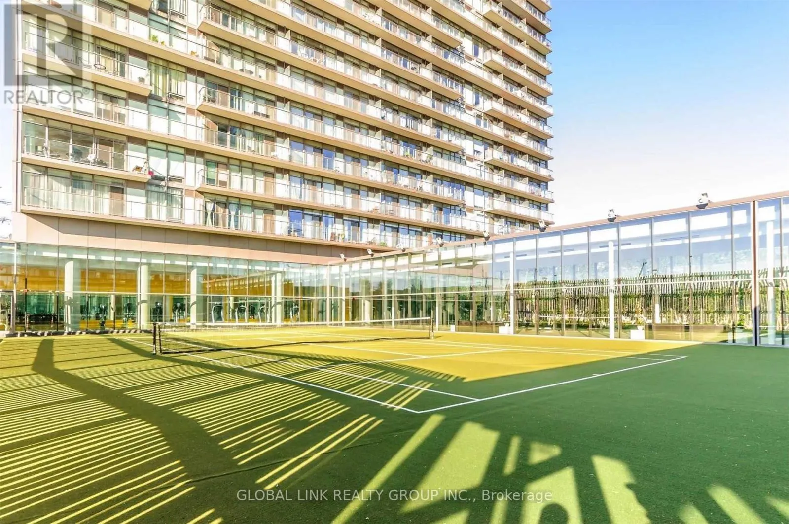 1110 - 105 THE QUEENSWAY AVENUE