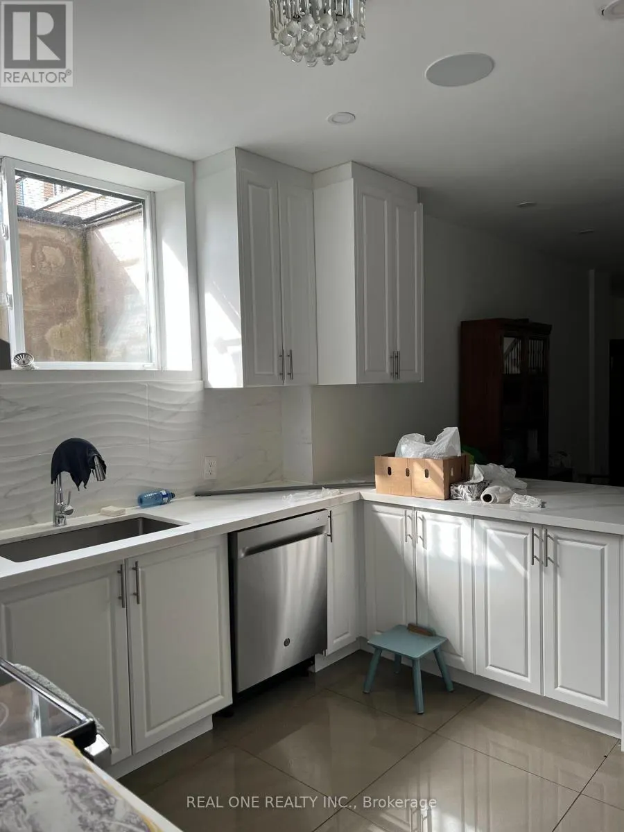 350 WEIGHTON DRIVE