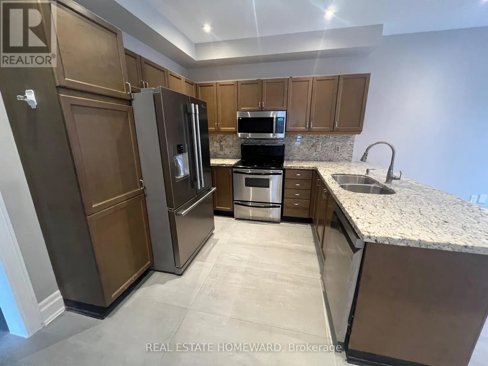 7361 BREAD FRUIT LANE