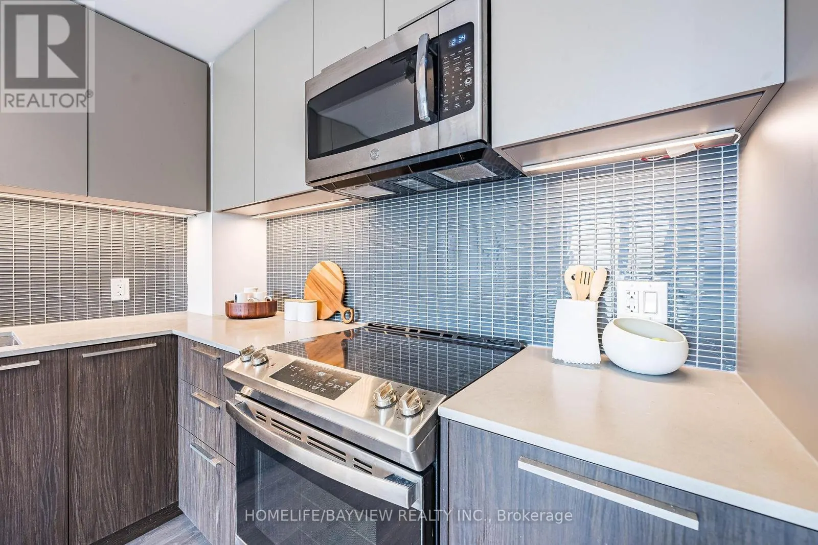 24 - 10 BRIN DRIVE