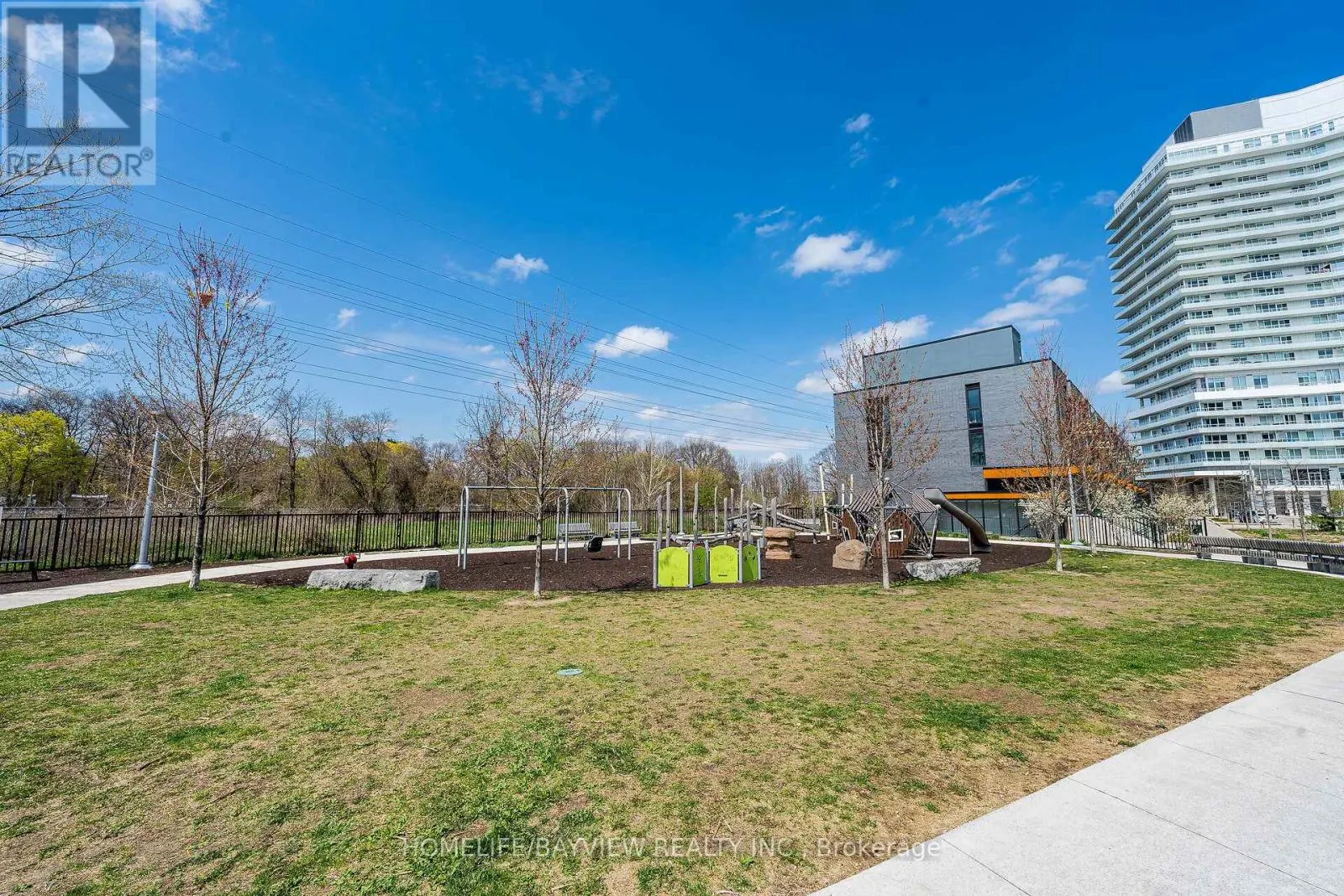 24 - 10 BRIN DRIVE