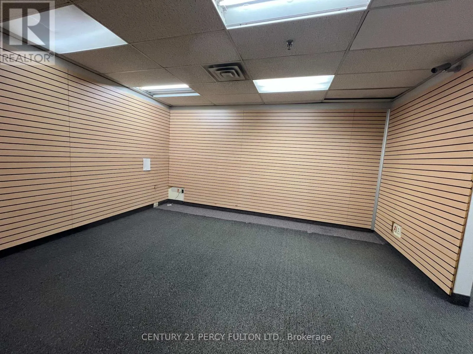 201B&C - 230 EDDYSTONE AVENUE