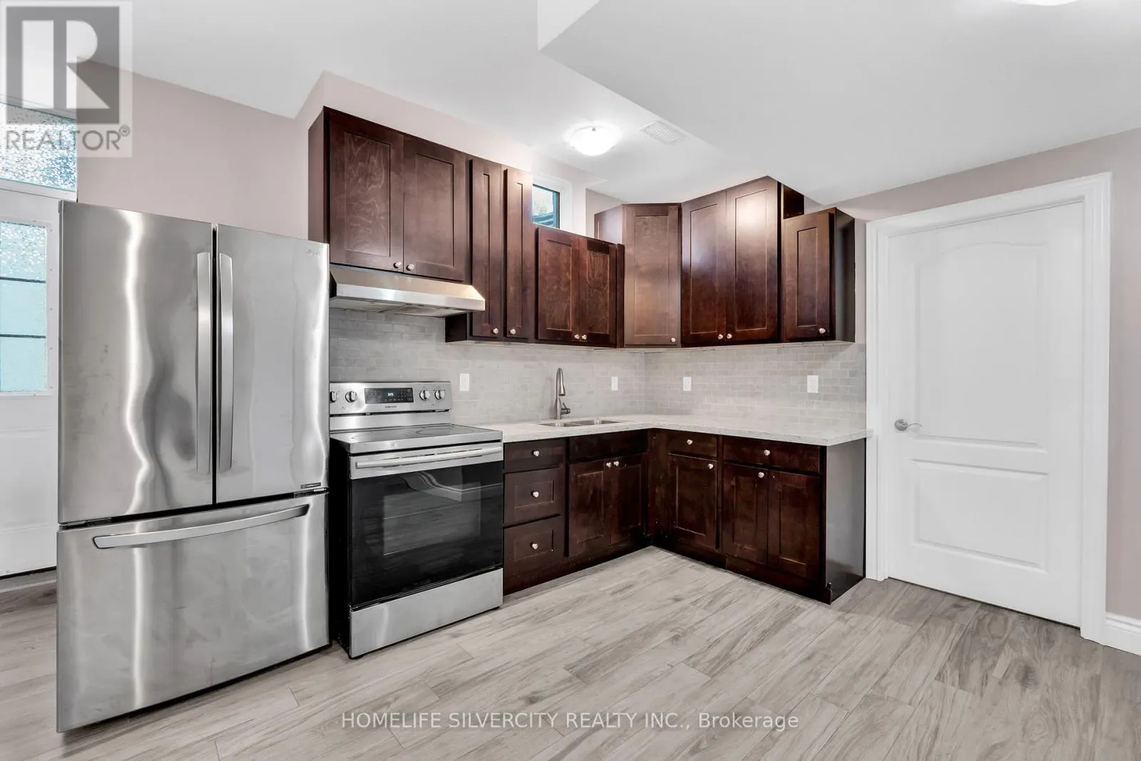 #BSMT - 57 BLACK DIAMOND CRESCENT
