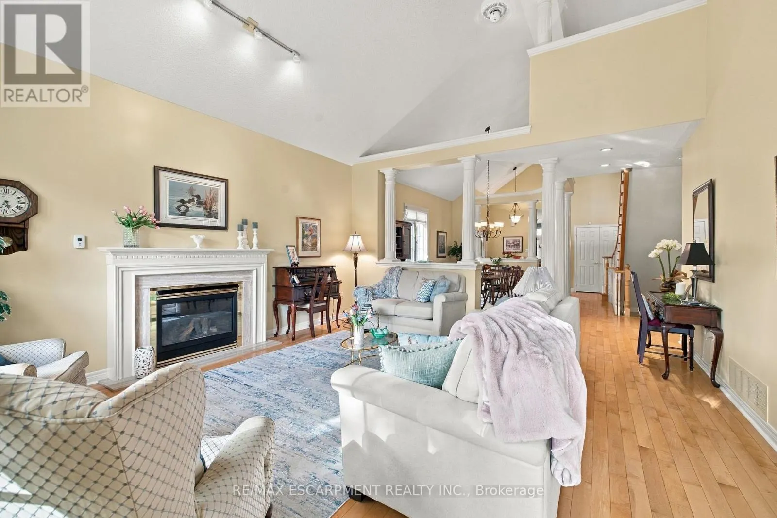 4151 STONEBRIDGE CRESCENT