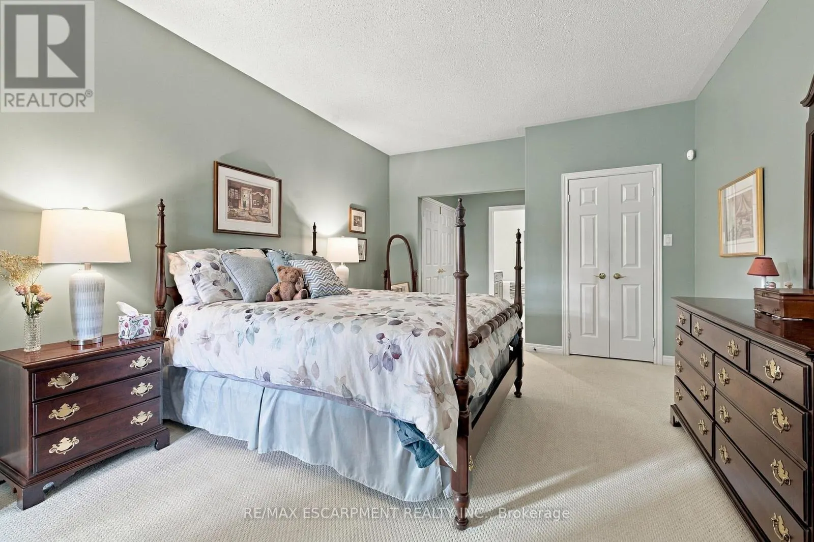 4151 STONEBRIDGE CRESCENT