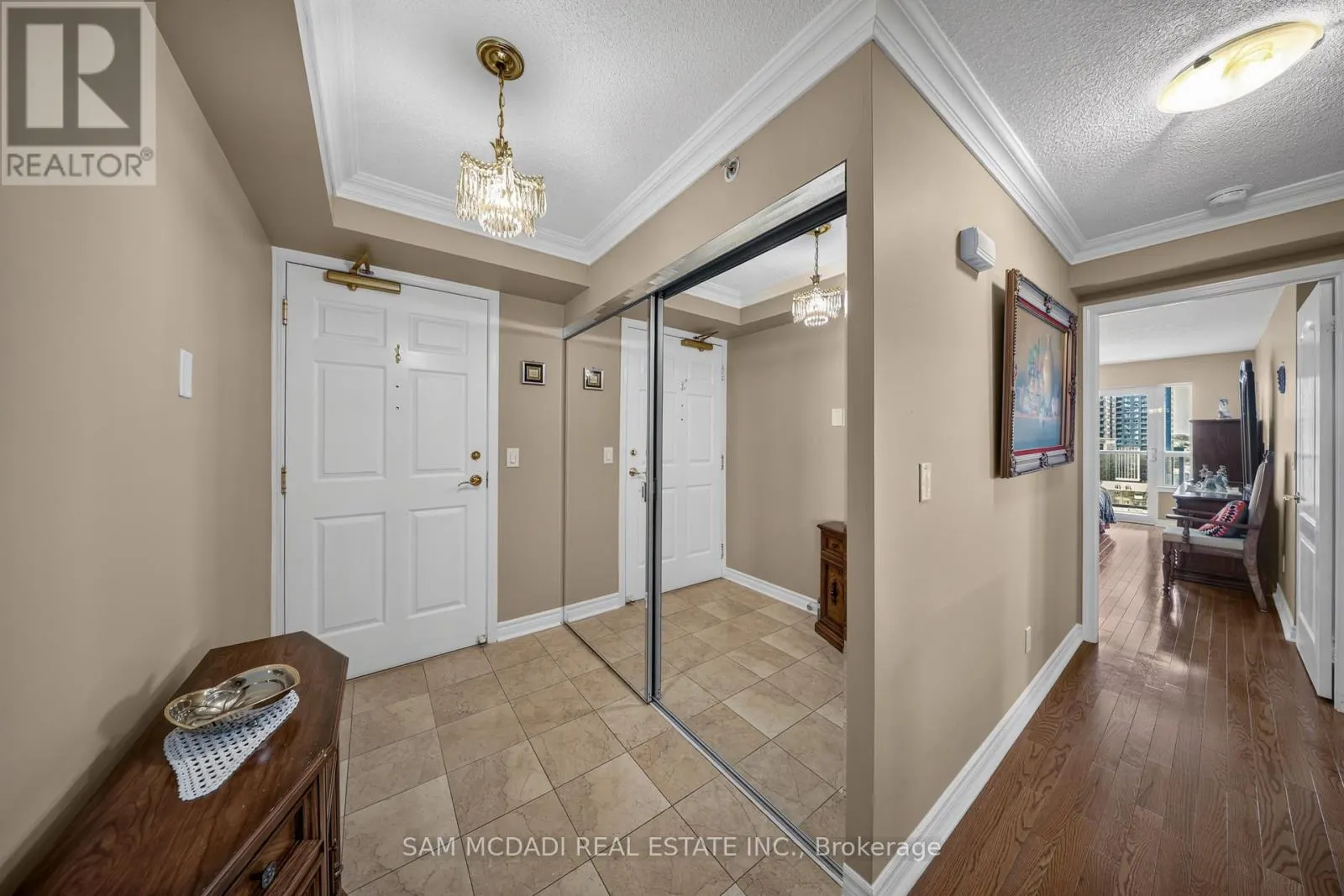 1107 - 350 PRINCESS ROYAL DRIVE