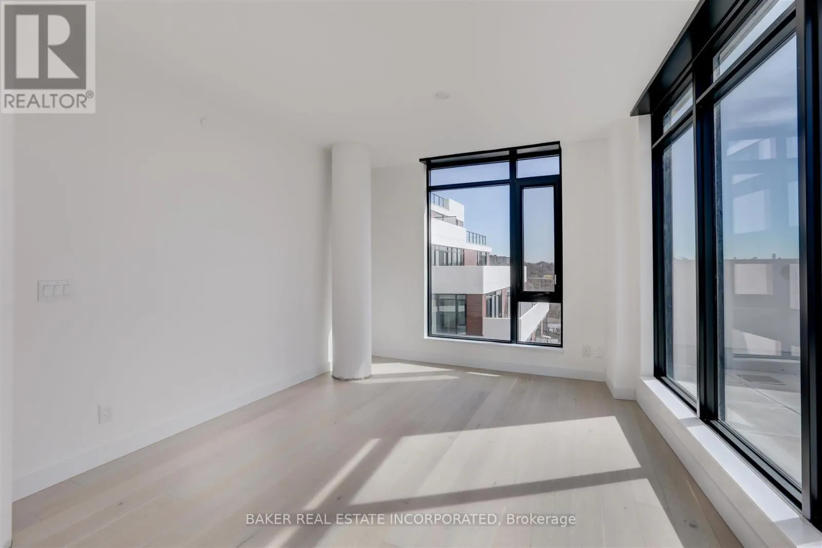502 - 160 KINGSWAY CRESCENT