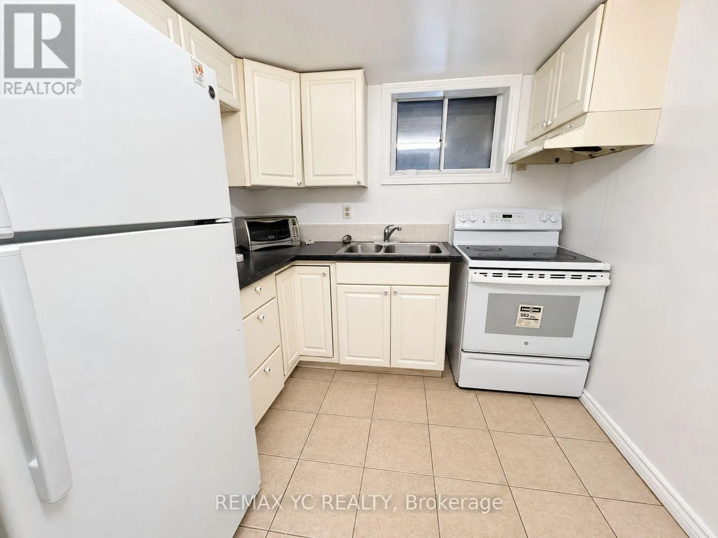 BASEMENT - 187 LOCKSLEY AVENUE