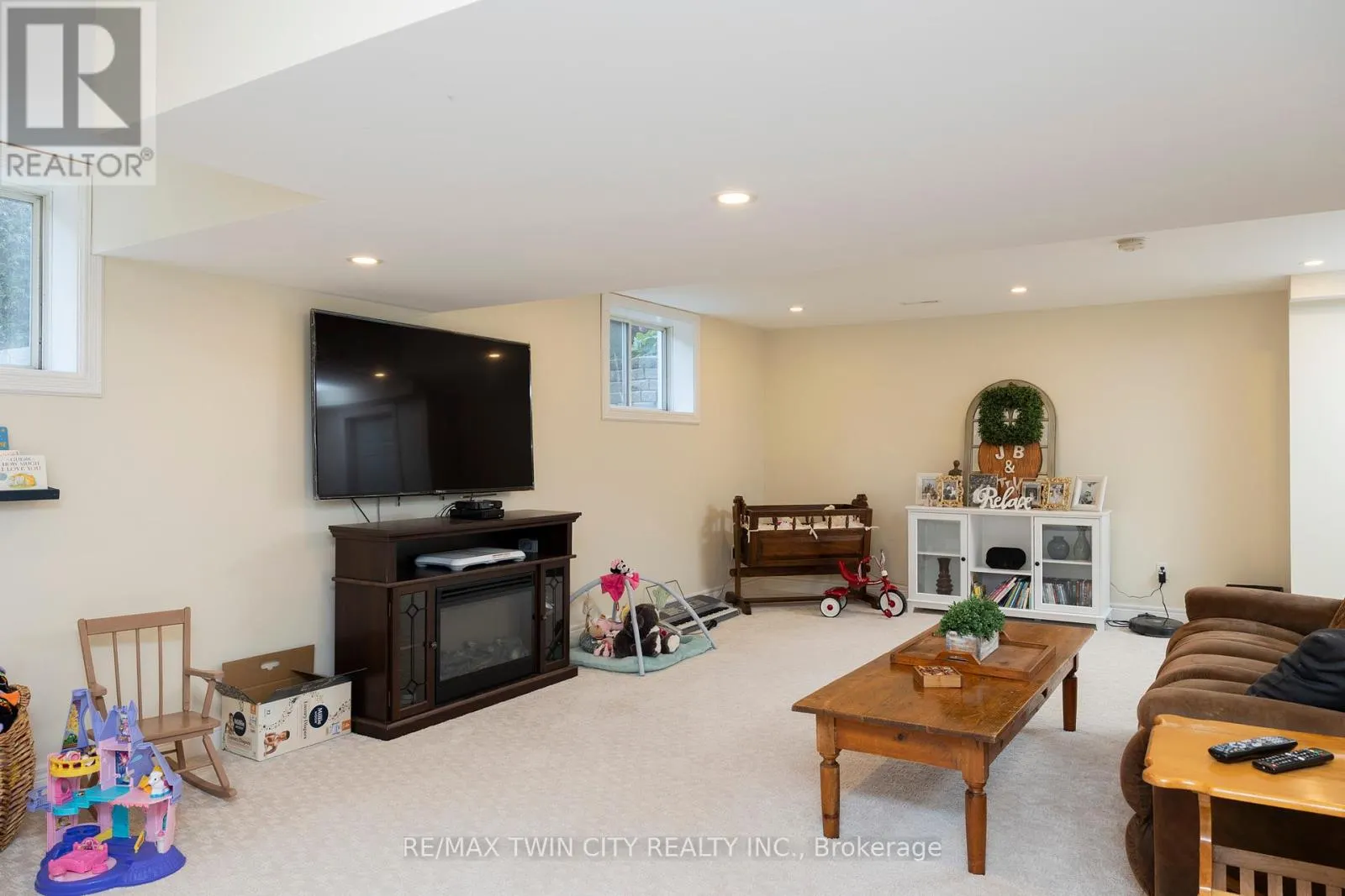 145 JOHN STREET S
