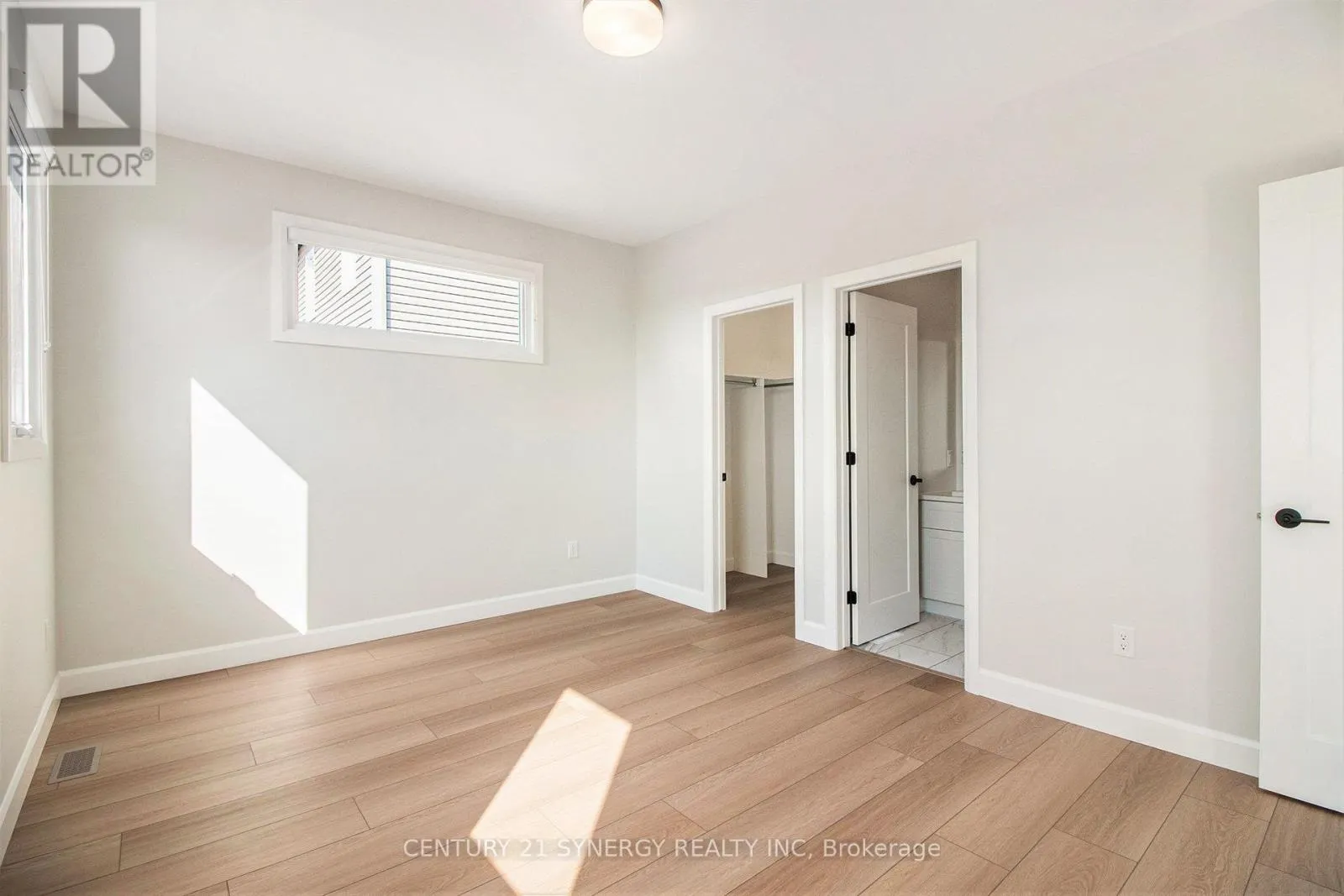 44 HELEN STREET