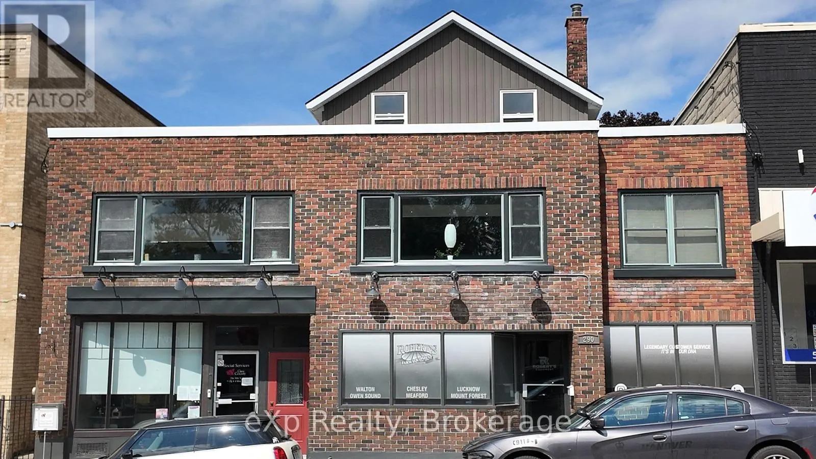 290 10TH STREET