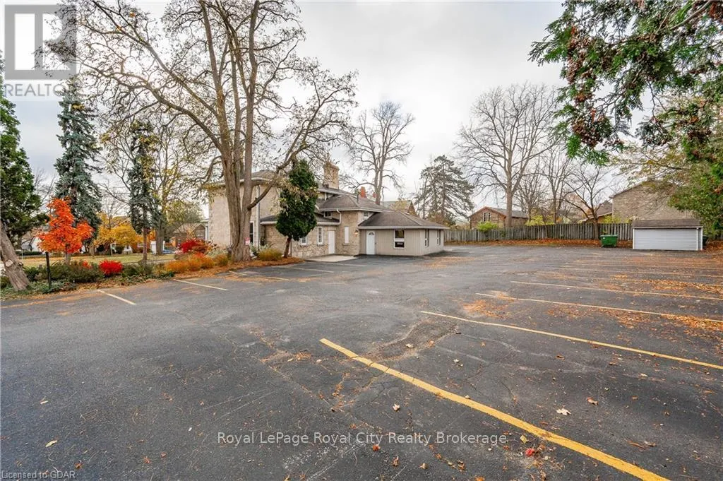 25 WATERLOO AVENUE