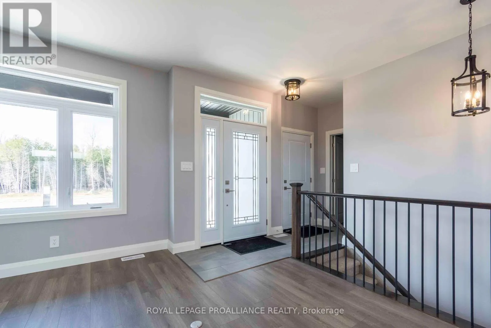 23 MACKENZIE JOHN CRESCENT