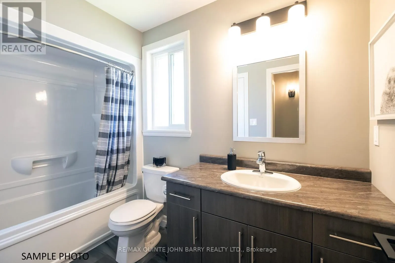 LOT 42 - 27 PARKLAND CIRCLE, #Lot 42