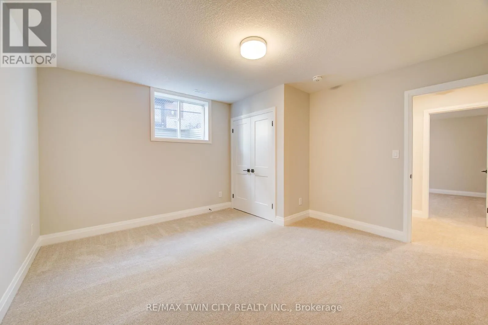 106 SOUTH PARKWOOD BOULEVARD