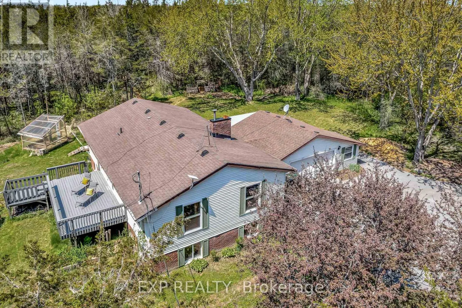 1207 COUNTY RD 9 ROAD