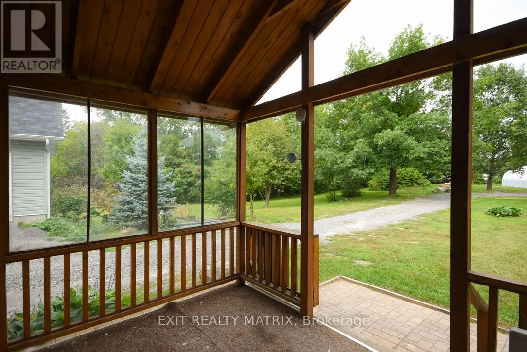 1429 MEADOW DRIVE