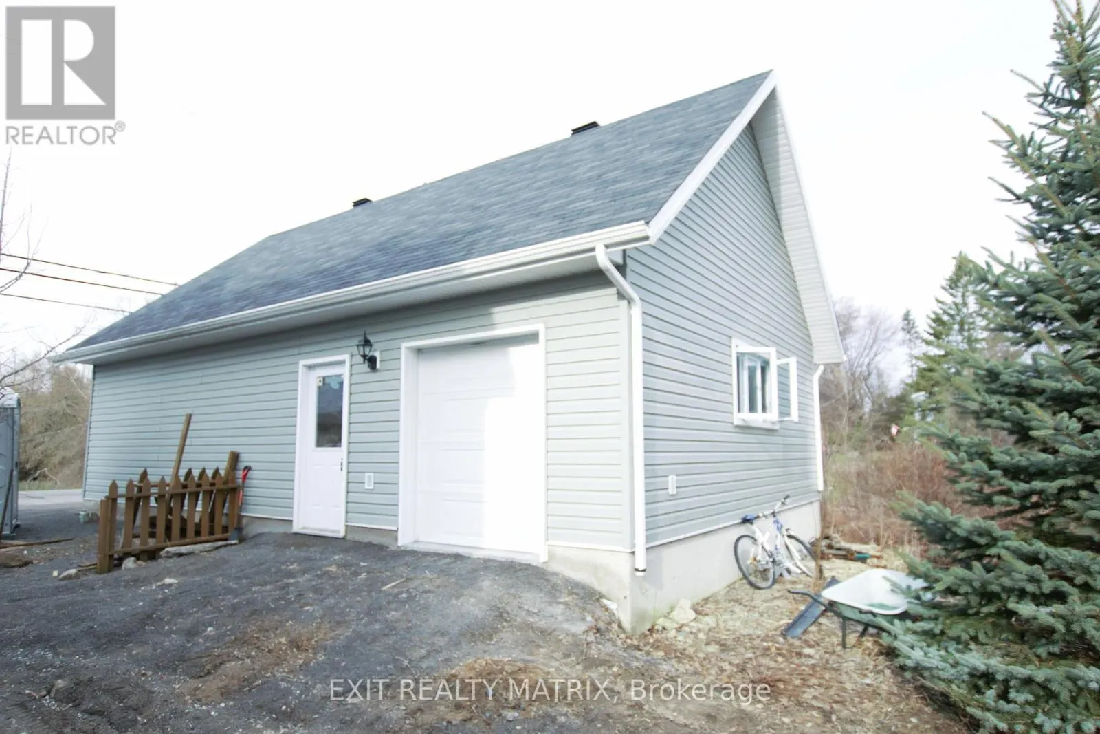 1429 MEADOW DRIVE