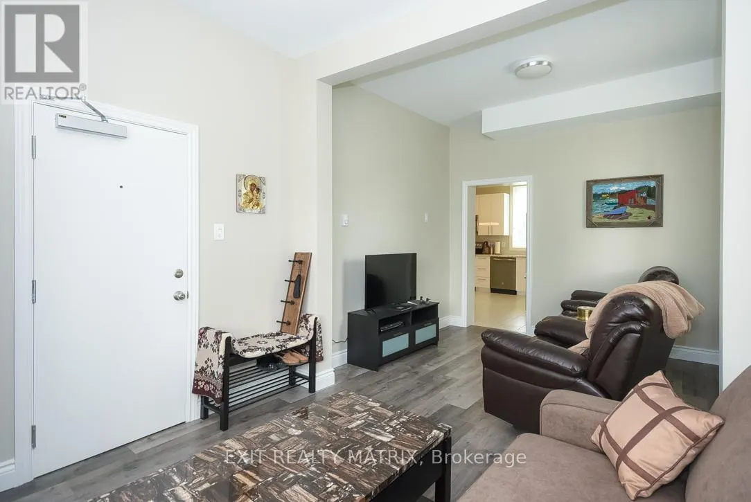 1429 MEADOW DRIVE