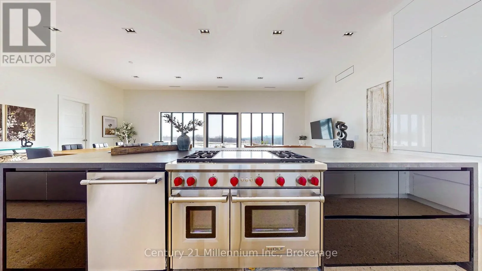 138406 GREY ROAD 112