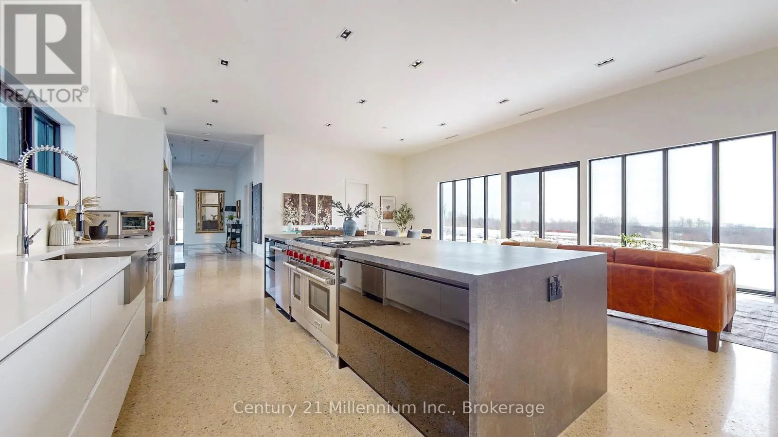 138406 GREY ROAD 112