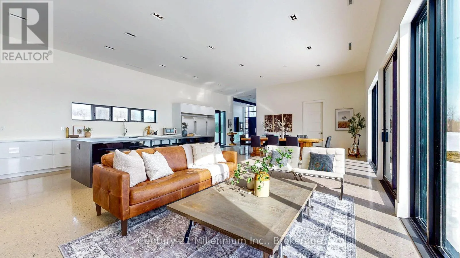 138406 GREY ROAD 112