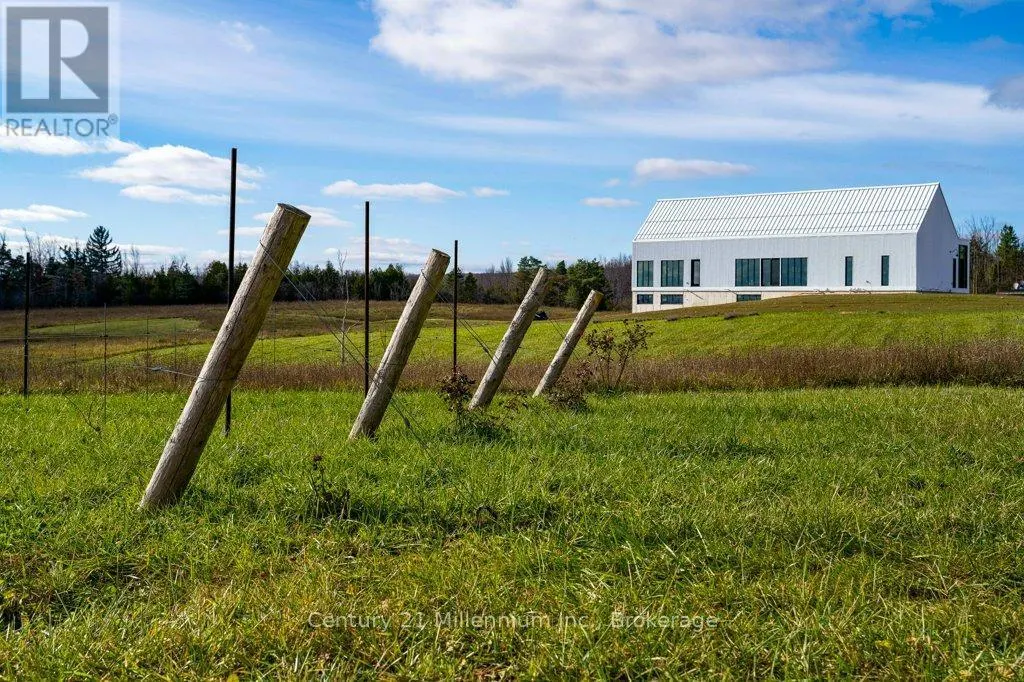 138406 GREY ROAD 112