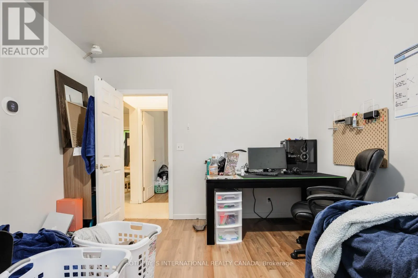 84 DURHAM STREET W