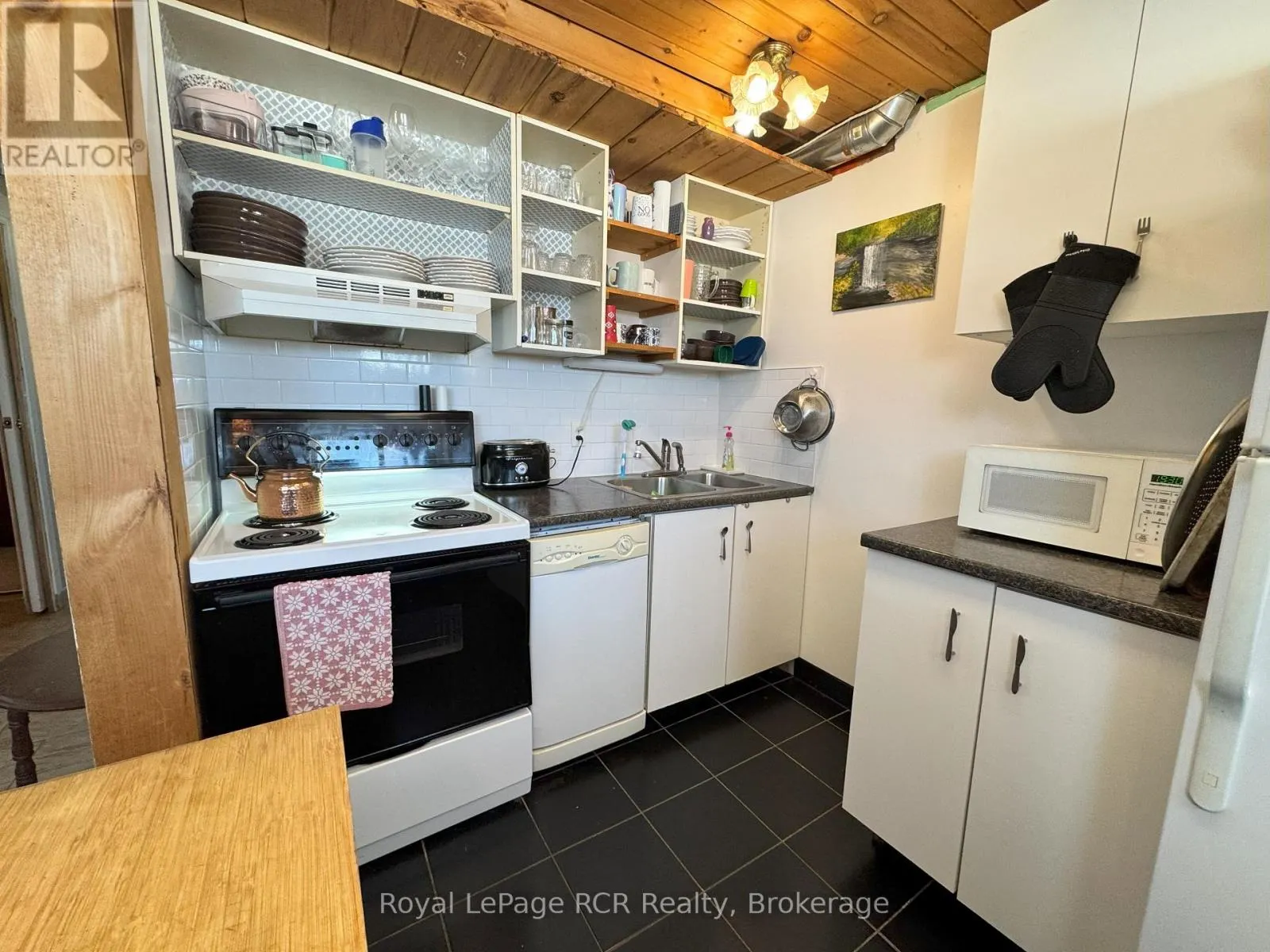 409155 GREY RD 4