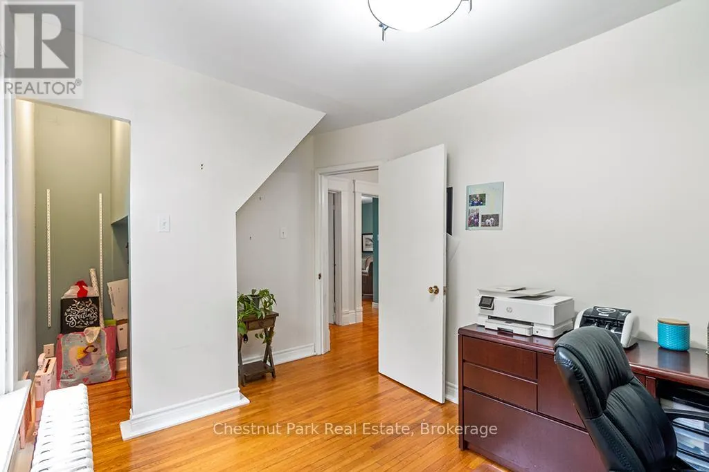877 5TH AVENUE 'A' E