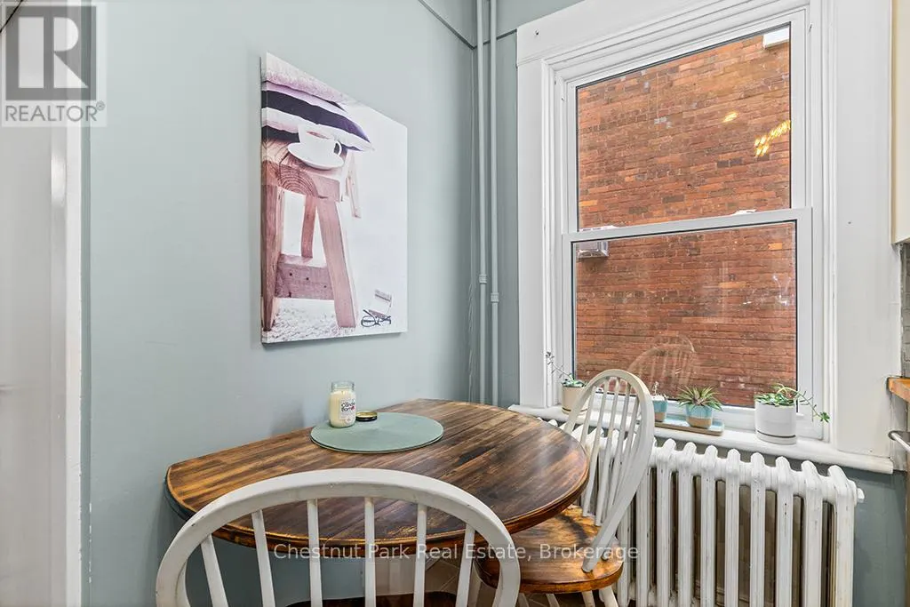 877 5TH AVENUE 'A' E