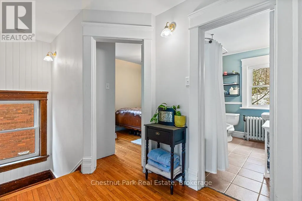 877 5TH AVENUE 'A' E