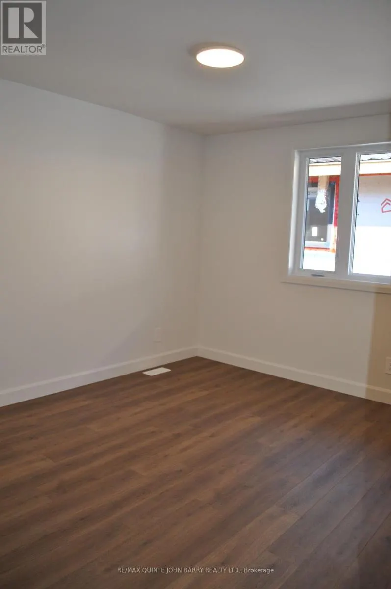 LOT 4 - 8 PARKLAND CIRCLE, #Lot 4