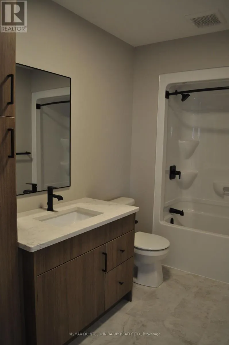 LOT 4 - 8 PARKLAND CIRCLE, #Lot 4